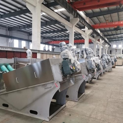 কনটেইনার স্ল্যাড ডিওয়াইটারিং মেশিন 250L-10000L কার্যকর এবং পরিবেশ বান্ধব POME চিকিত্সার জন্য ক্ষমতা